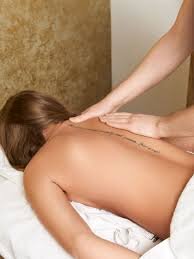 Masaj si relaxare pentru doamne!